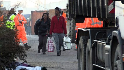 "Jungle" de Calais: début des gros travaux de déblaiement