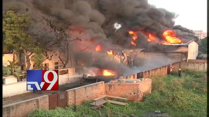Huge fire accident in Ahmedabad - TV9