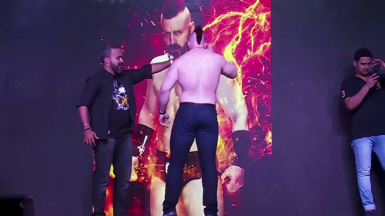 John Abraham Vs WWE Star Sheamus Big Fight at  Force 2 Movie Promotion 2016