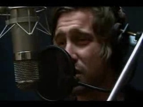 Lolita- nouvelle star-julien doré