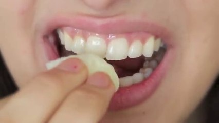 Blanchir vos dents en moins de deux minutes les résultats sont garantis!