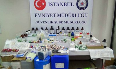 İstanbul'da sahte ilaç operasyonu kamerada