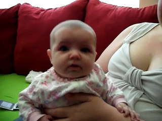 Que Hace Con El Labio Este Bebe jaja â˜… bebes divertidos   risa bebe   bebes chistosos   bebe humor
