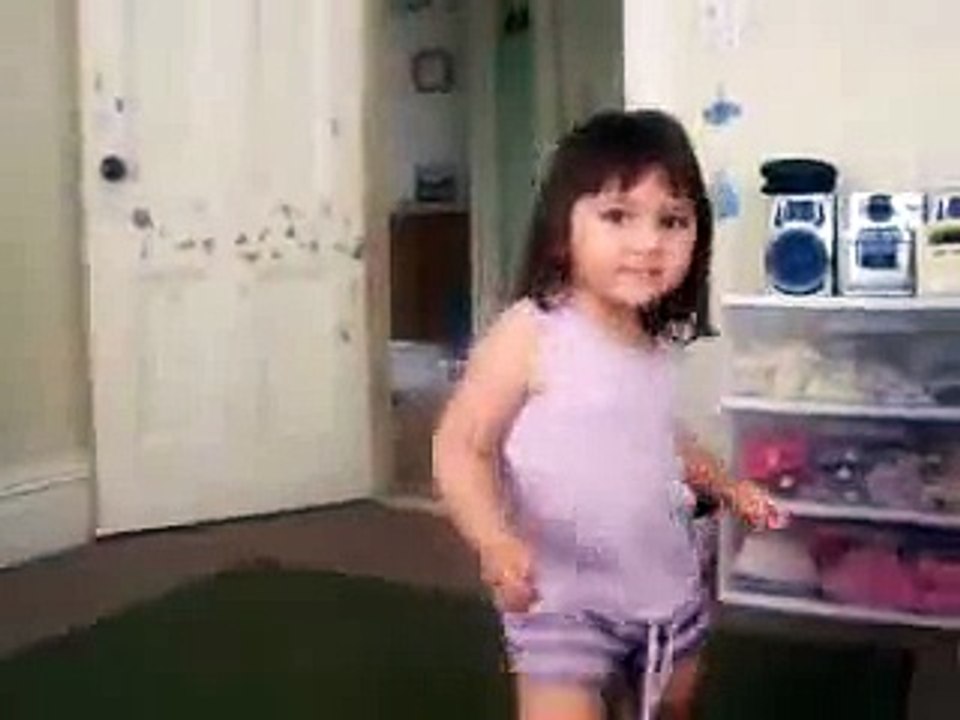 Bebe Bailando Merengue! â˜… bebes divertidos   risa bebe   bebes chistosos   bebe humor