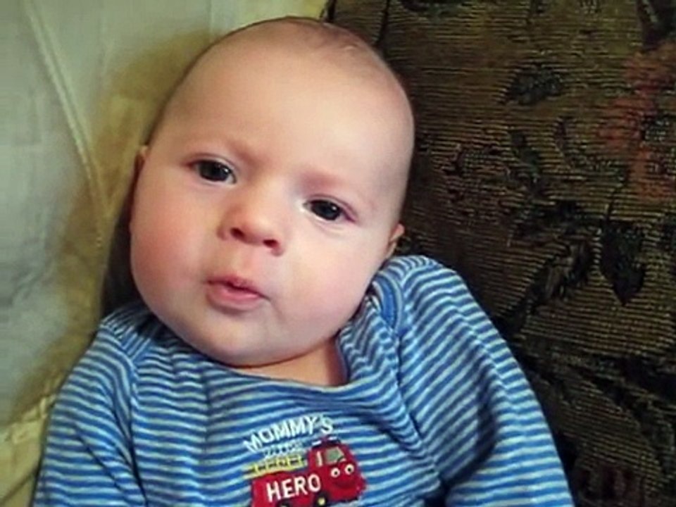 Bebe De 2 Meses Quiere Decir I Love You! â˜… bebes divertidos   risa bebe   bebes chistosos