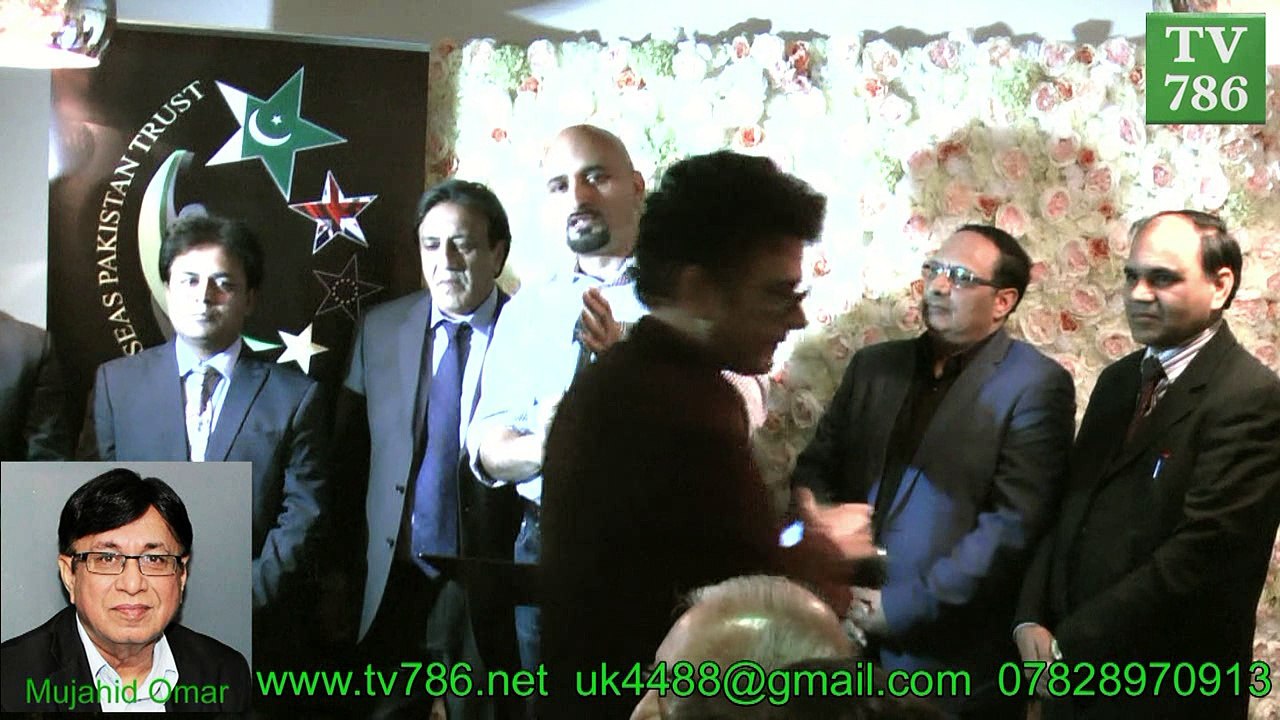 BREAKING NEWS Murtaza Ali Shah Editor Daily Jang and Geo News UK at a Reception by Overseas Pakistan Trust OPT