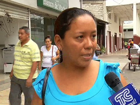 Ciudadanos reclaman por los altos rubros que les cobran en las planillas de agua