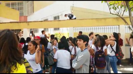 Alunos ocupam escola estadual em Jardim Camburi
