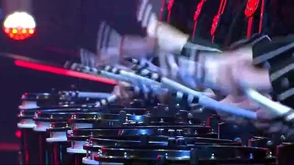 Askeri Disiplinle Konsantre Olmuş Müzik Grubu