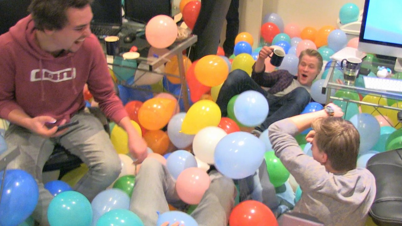 Kantoor Make-Over PRANK! - #13 World Of Cinemates
