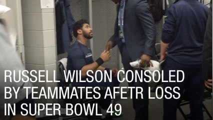 Russell Wilson Consoled By Teammates After Loss in Super Bowl 49