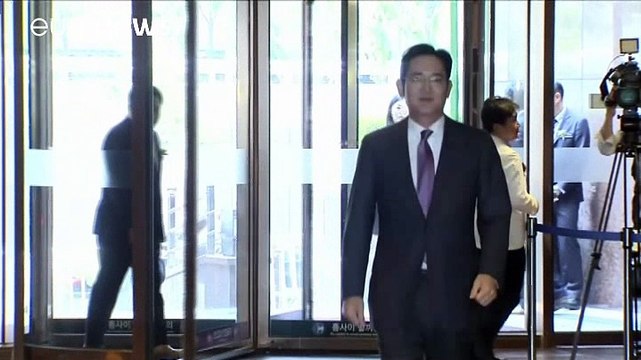 Прибыль Samsung сократилась на 30%