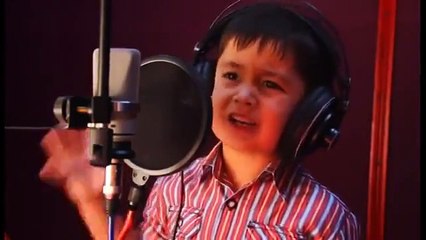 Sesiyle Milyonları Kendine Hayran Bıraktı