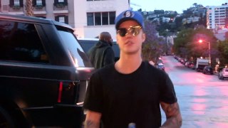 Justin Bieber Drives Into Oncoming Traffic - VIDEO