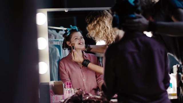 Актриса «НА ЛАБУТЕНАХ» взорвала сеть новым роликом с фирменным юмором