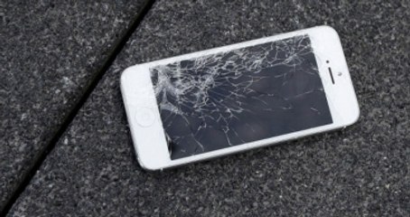 Seyirciler Derbi Maçlarda En Çok Telefonlara Zarar Veriyor