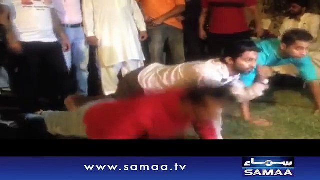 PTI workers do pushups ahead of Islamabad lockdown