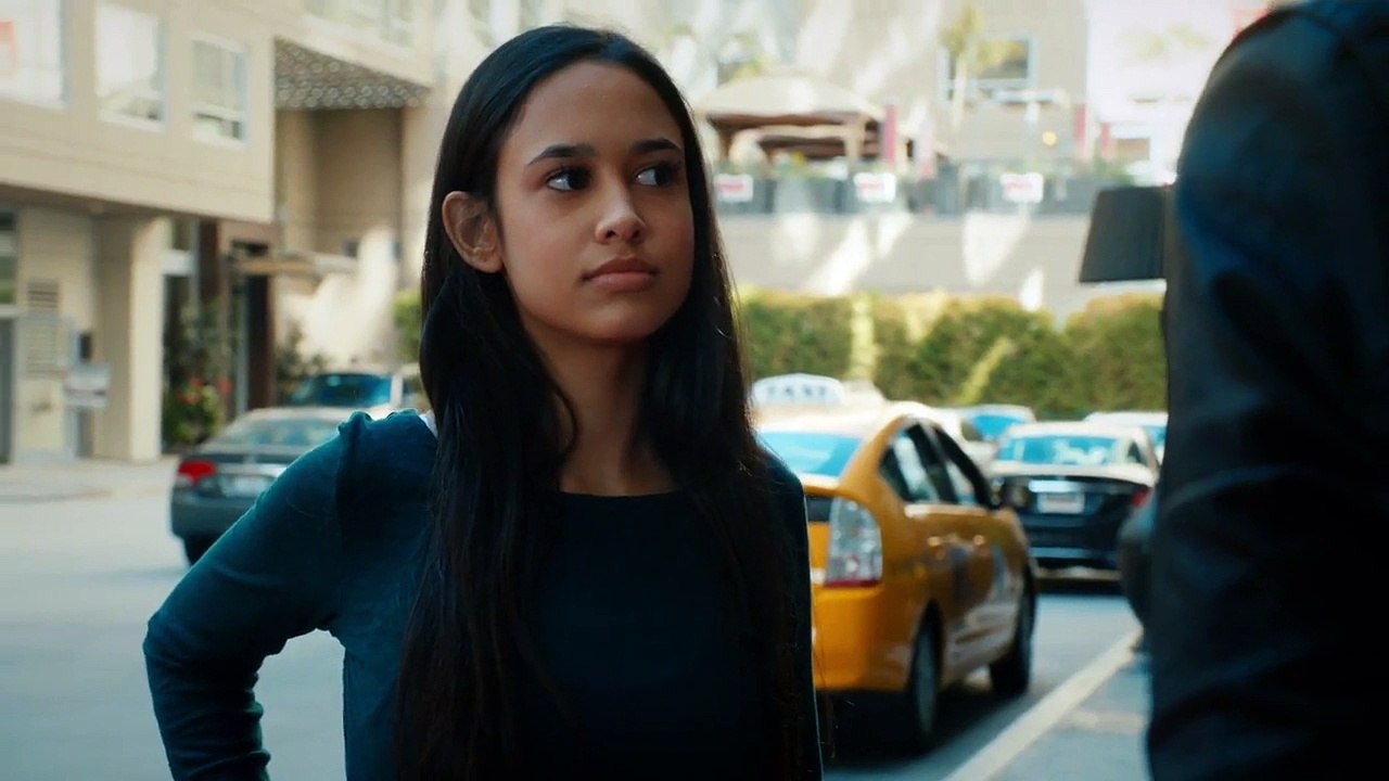 NCIS Los Angeles - Home Is Where The Heart Is (Sneak Peek 2)