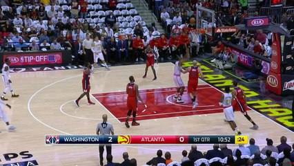 Howard, Millsap Lead Hawks to Easy Victory