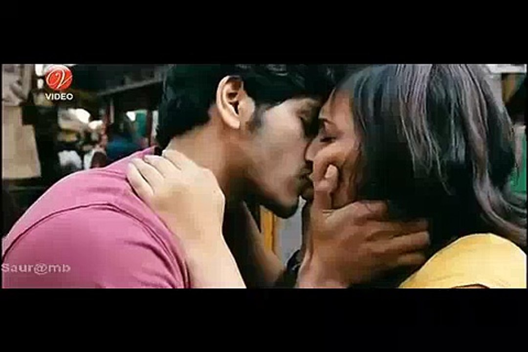 romantic-hot-kiss-2016