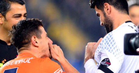 Emre Belözoğlu: Volkan'a Espri Yaptım, O Yüzden Gülüştük