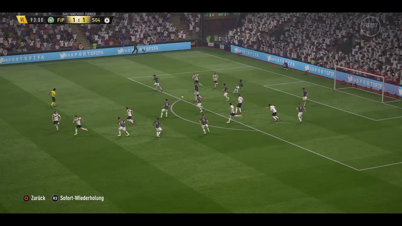 Fut17 fifa17 juanfran twisting lob shot