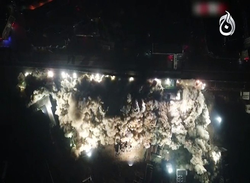 Les images impressionnantes de l'effondrement de 19 immeubles en Chine