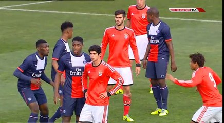 Le joli but de Gonçalo Guedes face au PSG en Youth League