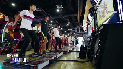 EXCLU - AVANT PREMIERE: A quoi ressembleront les divertissements du futur ? La chaîne Planète +  a enquêté - Regardez