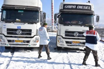 Sivas 2 Iranlı, Tır Kabininde Karbonmonoksitten Zehirlenip Öldü- Ek Fotoğraf