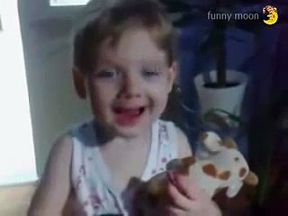 Кто чихнул? Милый ребенок! Who sneezed? Cute baby!