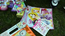 Giant Connect 4 Toy Challenge | Shopkins | Spongebob | Blind Bag Prizes - Toys AndMe
