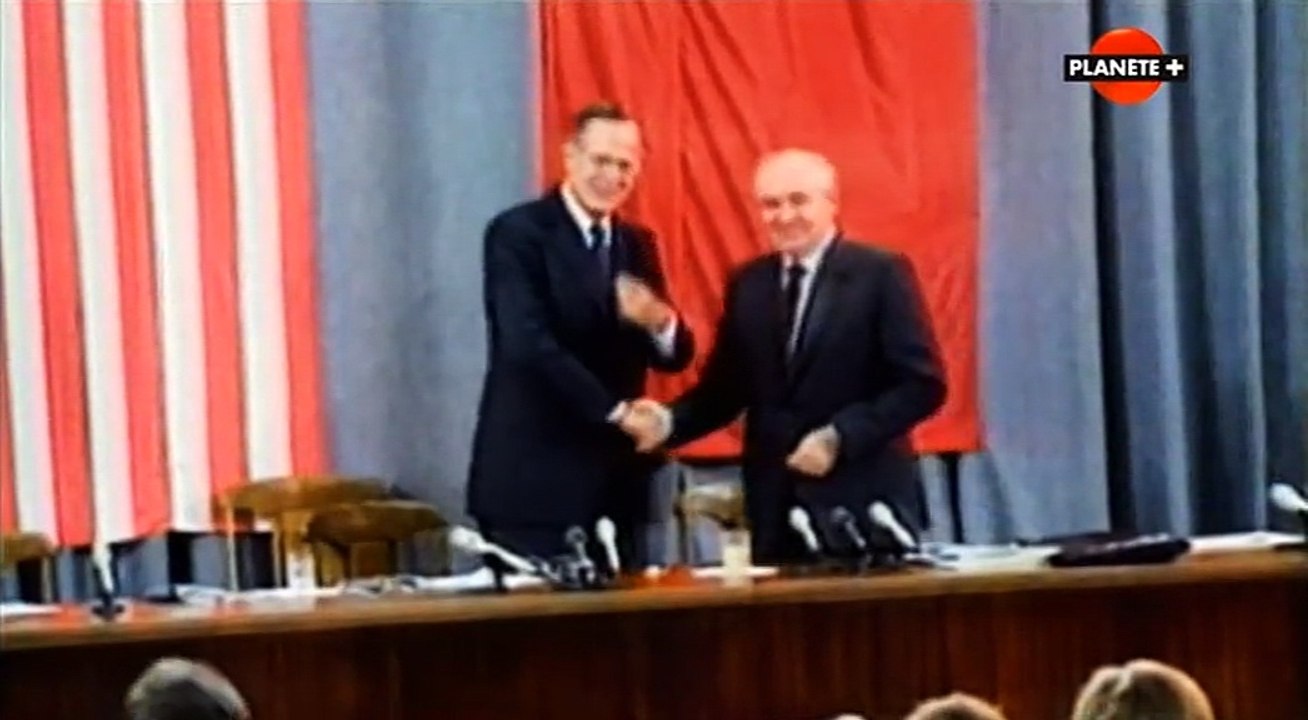 Une autre histoire de l'Amérique (09l10) : Bush et Clinton,le triomphalisme américain, le nouvel ordre mondial