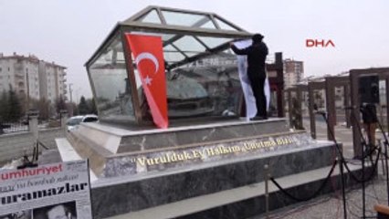 Uğur Mumcu, Bombalanan Otomobilinin Sergilendiği Parkta Anıldı