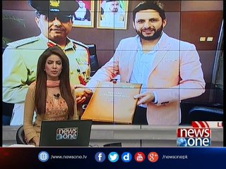 Shahid Afridi meets Dubai Police chief