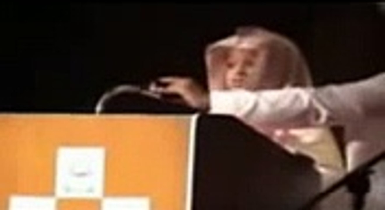 A Little Boy Reciting Surah E Yaseen.. MashaALLAH So Beautiful..