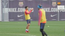 Em aniversário de Suárez, Barcelona mostra faro de gol do atacante em treinos