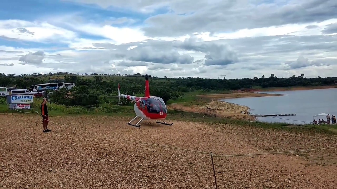 Crash d'un hélicoptère dans un fleuve