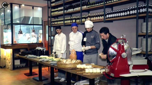 Aversa (CE) - I prodotti tipici locali al Pacapè con Nino Cannavale (18.01.17)