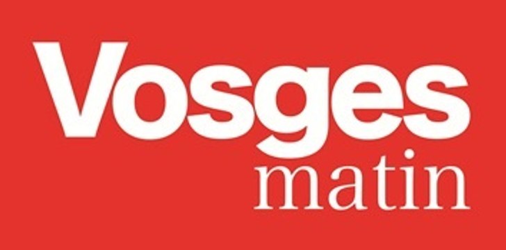 VIDEO : 5ème manche du championnat de ligue de voitures radio commandées à...