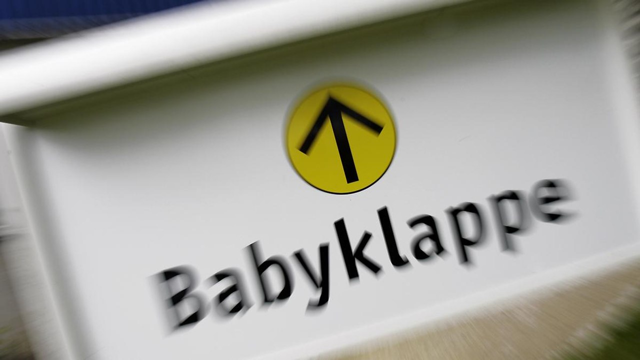 Baby stirbt kurz nach der Geburt: 21-jährige Mutter bekommt Bewährung