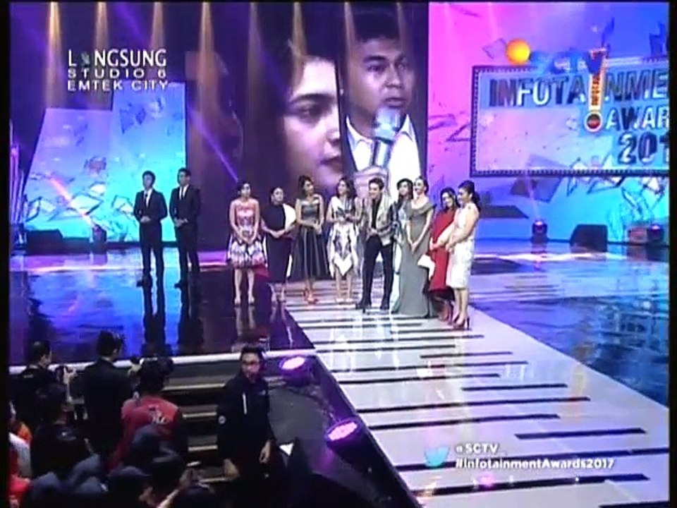 Reza Rahadian CelebrityOfTheYear IA24017