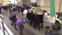 مراسم خاکسپاری یکی از قربانیان ریزش بهمن در ایتالیا برگزار شد