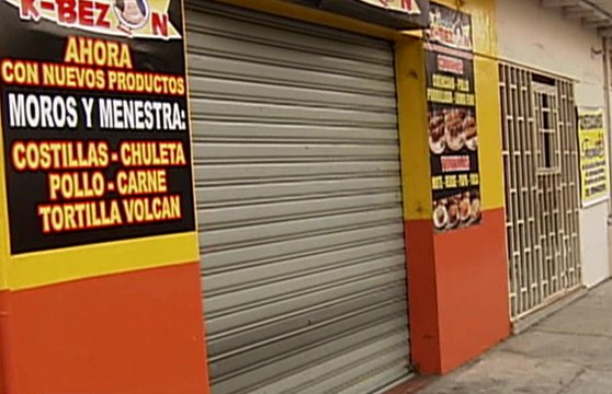 Dos presuntos sospechosos del robo en un local de comida fueron capturados