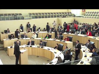 Deben reducirse Plurinominales - Libia García