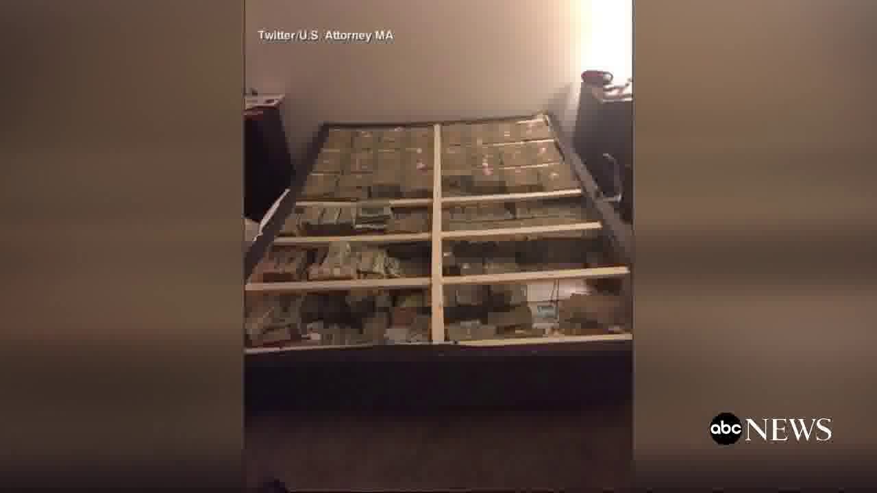 L'homme qui cachait 20 millions de dollars sous son matelas