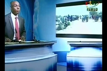 Des militaires et gendarmes à  la retraite  manifestent  leur colère devant le ministère de la Defense