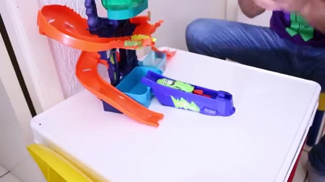 Is Spiderman in Love with Wonder Woman? Joker Girl & Joker vs Maleficent MEGA COMPILATION