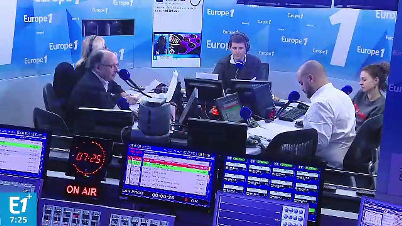Bernard Fiskar, consultant sportif à Europe 1 : "Les Suédois, tu leur enlèves Zlatan et Volvo, il reste plus rien !"