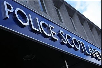 Police still search for motorist involved in high speed pursuit which ended in Springburn